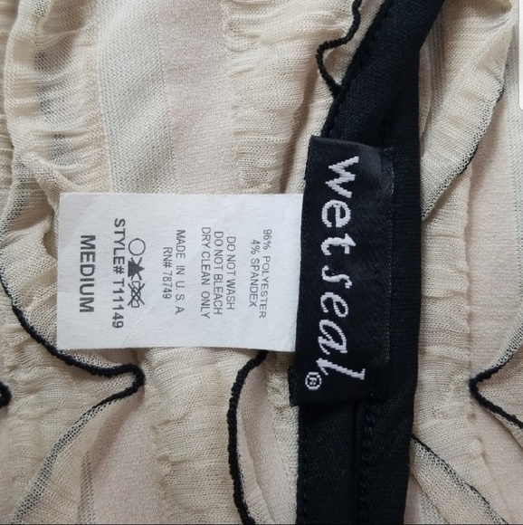 Cream and Black Tiered Wetseal Top - Picture 5 of 5